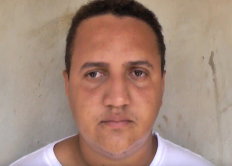 Marcio Marques foi preso pela PM com duas pistolas