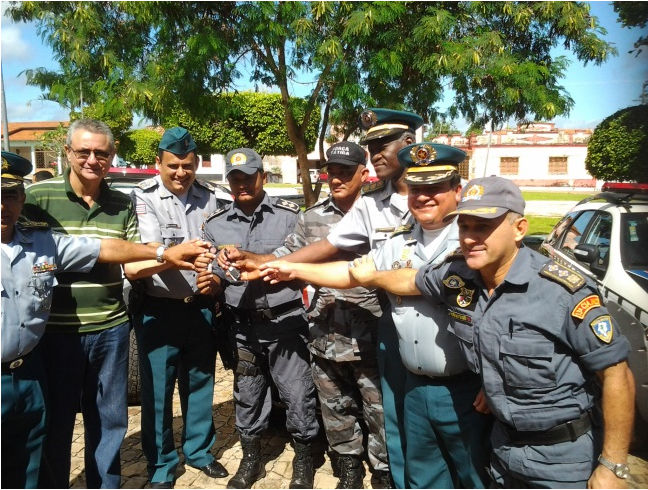 Comandante geral da PM participa de solenidade de entrega de viaturas
