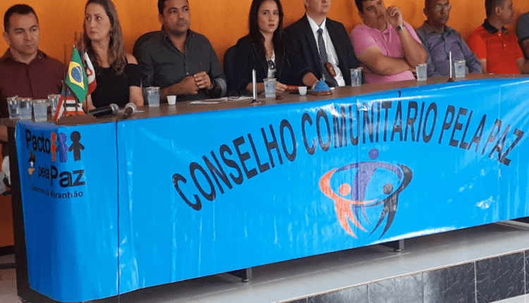 Em Viana PM apreende arma, drogas e suspeitos de tráfico