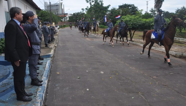 1º Esquadrão de Polícia Montada comemora dia da cavalaria