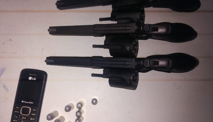 Ação rápida dos policiais do 10º BPM impede assalto à agência dos correios de Pinheiro