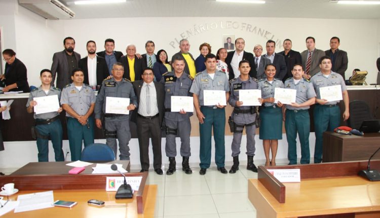 Policiais militares do PROERD em Imperatriz são homenageados