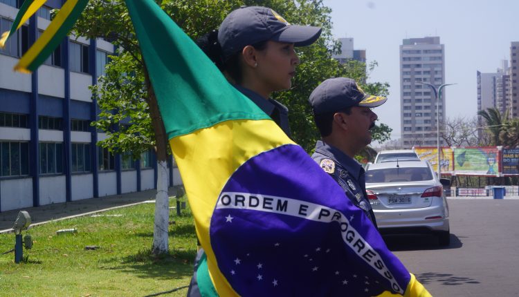 PMMA REALIZA SOLENIDADE ALUSIVA AO DIA DA BANDEIRA