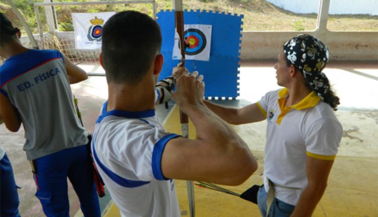 MEDITAÇÃO & ARQUEARIA NO COLÉGIO MILITAR TIRADENTES I