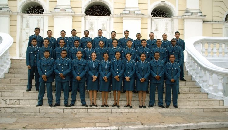 Turma do CFO comemora 15 anos de ingresso na PMMA