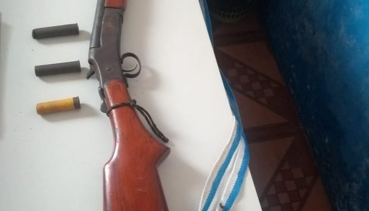 27° BPM PRENDE HOMENS POR FURTO, RECEPTAÇÃO E POSSE ILEGAL DE ARMA DE FOGO EM SANTO AMARO