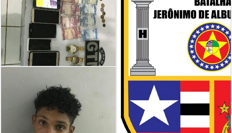 8° BPM prende suspeito de assaltar ônibus e recupera pertences das vítimas