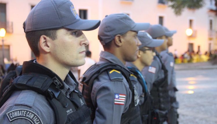 REFORÇO POLICIAL E PARCERIA COM A COMUNIDADE, BPTUR INIBE AÇÕES CRIMINOSAS NA PRAÇA NAURO MACHADO
