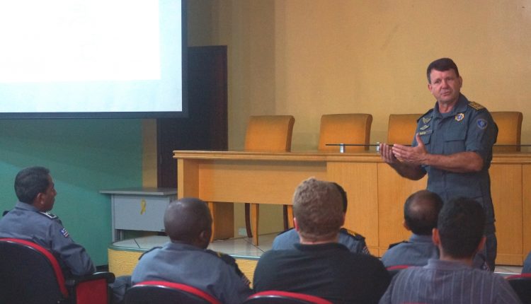 DGTI promove reunião com equipe