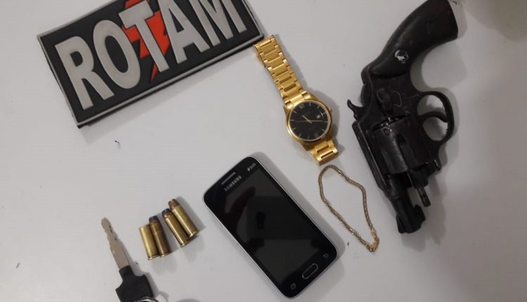 Rotam apreende arma de fogo e prende suspeitos no Cohatrac