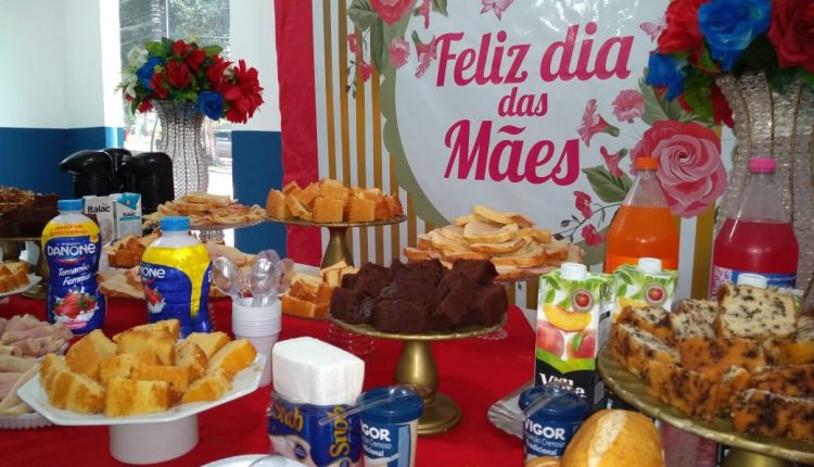 1º BATALHÃO DA PM REALIZA CAFÉ DA MANHÃ EM HOMENAGEM AO DIA DAS MÃES