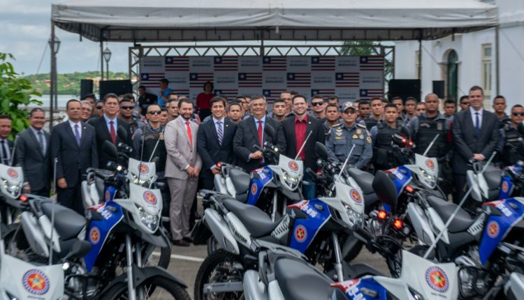 Governo do Estado entrega 44 novas motocicletas à PMMA