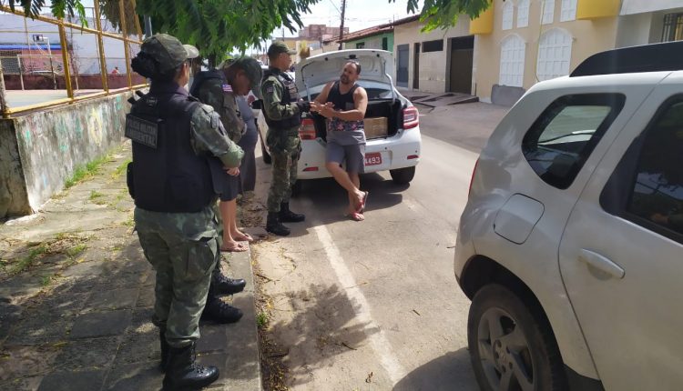 Policiais do BPA prendem suspeitos de trafico de animais no bairro do COHATRAC