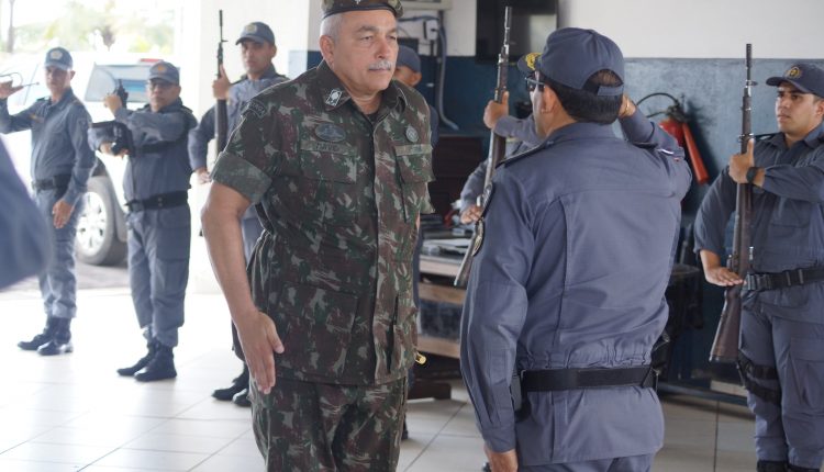 Comandante da 8ª Região Militar realiza inspeção na PMMA