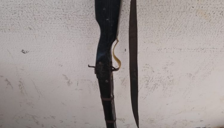 Policiais do 2º BPM apreendem menor suspeito em Duque Bacelar-MA