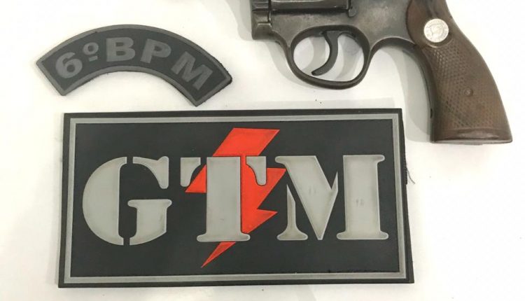 POLÍCIA MILITAR PRENDE HOMEM NA MAIOBINHA EM POSSE DE UMA ARMA DE FOGO E MOTOCICLETA ROUBADA
