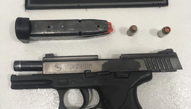 HOMEM É PRESO POR PORTE ILEGAL DE ARMA DE FOGO NO BAIRRO SANTA CRUZ