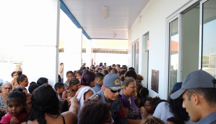 AÇÃO SOCIAL EM COMEMORAÇÃO AO DIA DAS CRIANÇAS REALIZADO PELO BATALHÃO TIRADENTES
