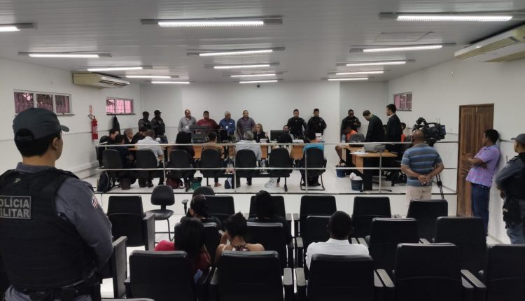 PMMA GARANTE SEGURANÇA DURANTE SESSÃO DO TRIBUNAL DO JÚRI DOS ACUSADOS DA MORTE DA MENINA ANA CLARA