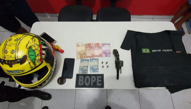 Policial militar de folga prende suspeito de roubo e apreende arma de fogo na Vila Bacanga