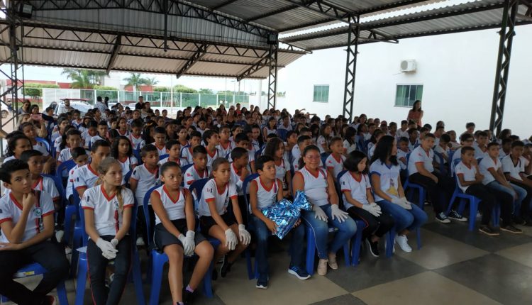 PROERD ENCERRA O ANO COM 603 ALUNOS FORMADOS EM AÇAILÂNDIA