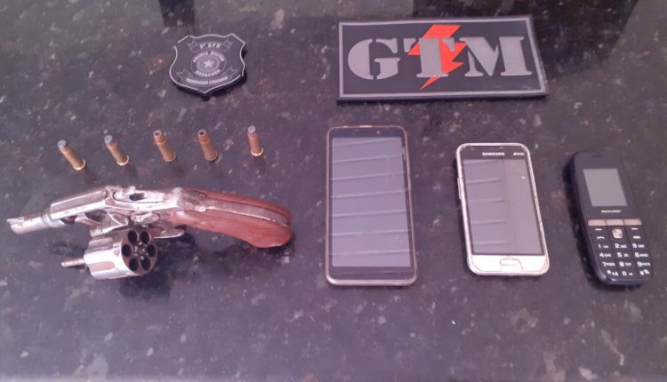 POLÍCIA MILITAR APREENDE MAIS UMA ARMA DE FOGO NA VILA PALMEIRA