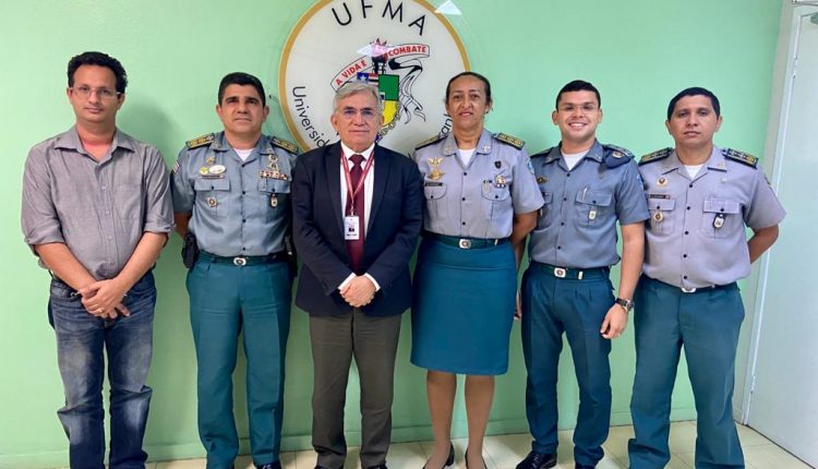 POLÍCIA MILITAR E UNIVERSIDADE FEDERAL REAFIRMAM COMPROMISSO COM A SOCIEDADE