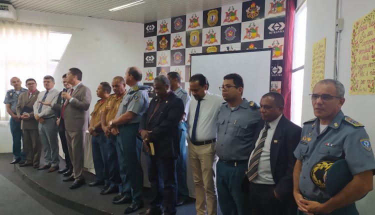 Secretário de Segurança Pública e Comandante Geral da PMMA participaram de um momento de oração e comunhão com Deus