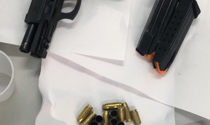 Policias militares do 15º BPM apreendem arma de fogo em Bacabal