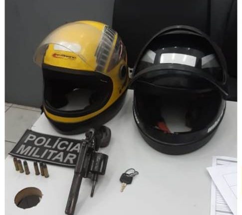 Policiais apreendem arma de fogo no bairro do Vinhais