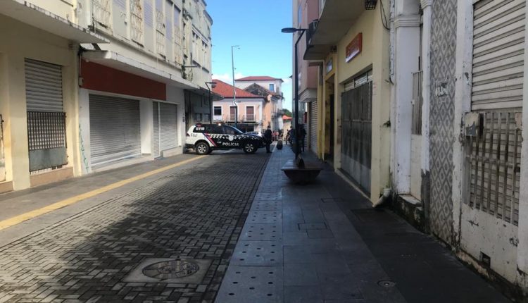 Polícia Militar realiza ação no Centro de São Luís para combater a pandemia Covid-19