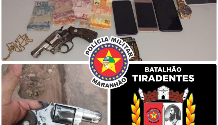 Policiais Militares do batalhão Tiradentes prendem assaltantes de motorista de aplicativo e recuperam moto em operação Lockdawn