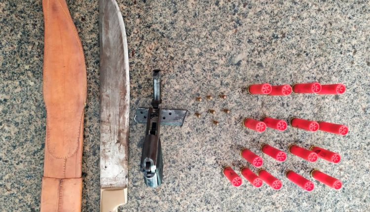 POLICIAIS MILITARES PRENDEM SUSPEITOS POR PORTE ILEGAL DE ARMA DE FOGO DURANTE OPERAÇÃO VARREDURA NA CIDADE SÃO JOÃO DO SÓTER-MA.