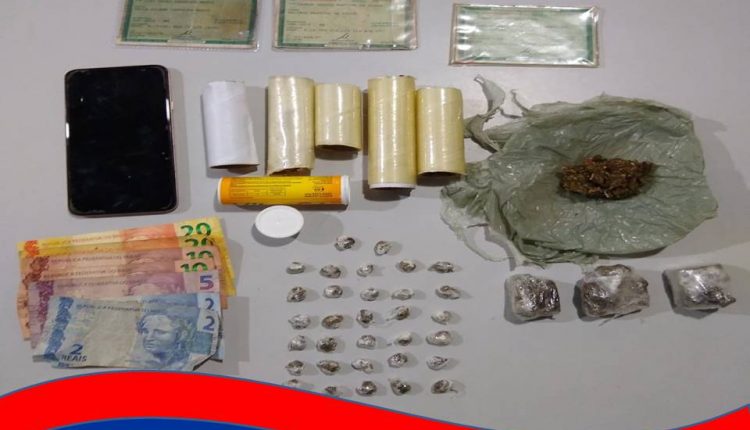 Policiais Militares do 13º BPM prendem indivíduos por tráfico de drogas