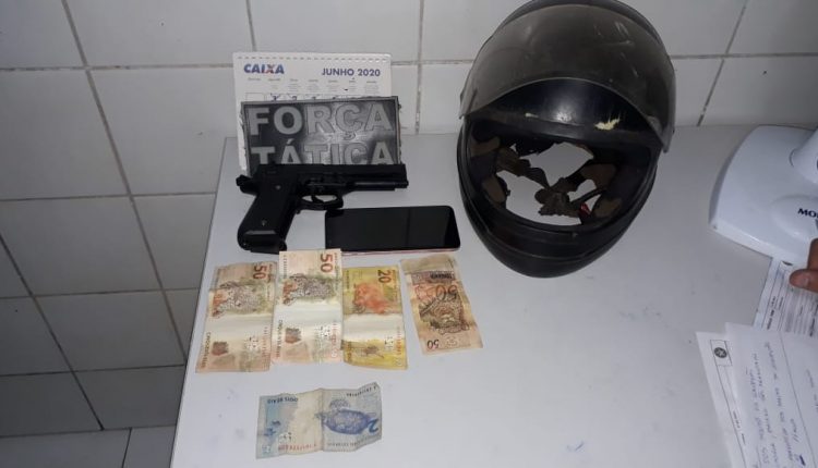 Dois indivíduos são presos por assalto à mão armada em Codó – MA