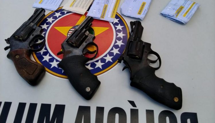 POLÍCIA MILITAR EM VITÓRIA DO MEARIM PRENDE ASSALTANTES DE POSTO DE COMBUSTÍVEL COM TRÊS ARMAS DE FOGO E RECUPERA 9 MIL REAIS