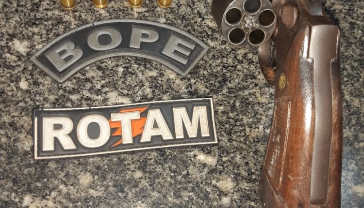Polícia Militar apreende arma de fogo no bairro da Areinha