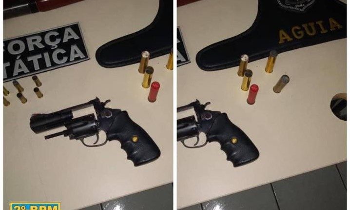 POLÍCIA MILITAR REALIZA A PRISÃO DE ACUSADO POR PORTE ILEGAL E DISPARO DE ARMA DE FOGO, DURANTE A OPERAÇÃO BAIRRO SEGURO NA CIDADE DE CAXIAS