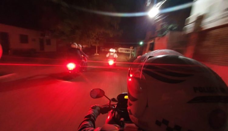 Policiais militares apreendem drogas em Barreirinhas