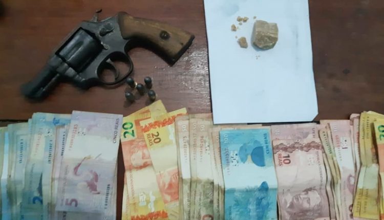 Policiais militares do 31º BPM apreendem arma de fogo e drogas em Boa Vista do Gurupi