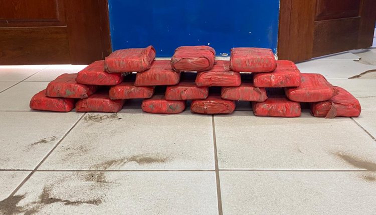 Homem é preso com drogas em Barreirinhas