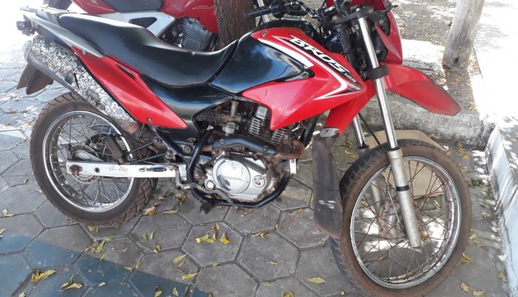 Duas motocicletas com registro de roubo são recuperadas pela Polícia Militar em Codó durante Operação no final de semana