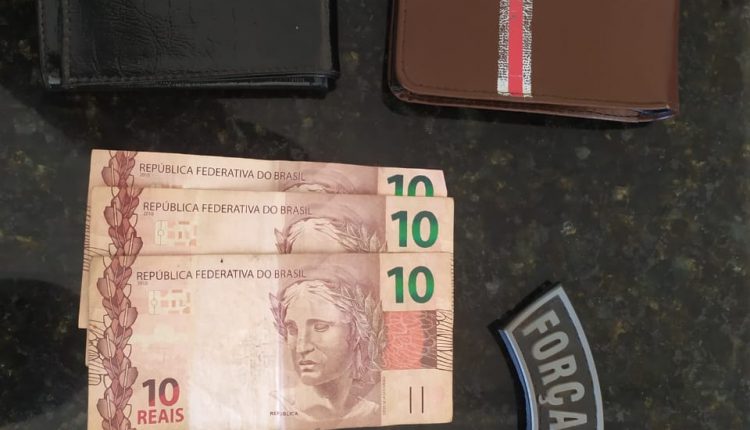 FORÇA TÁTICA DO 36° BPM FAZ PRISÃO DE DOIS HOMENS SUSPEITOS POR TRÁFICO DE DROGAS EM VIANA