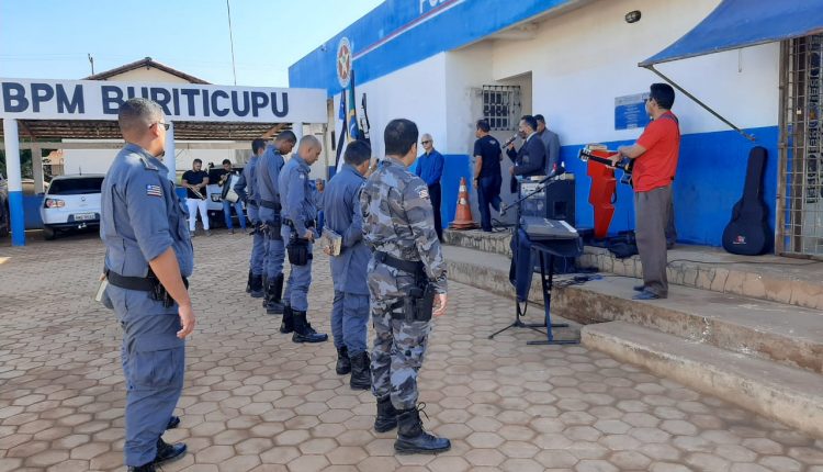 CELEBRAÇÃO RELIGIOSA HOMENAGEIA MILITARES DO 30° BPM NO DIA DO SOLDADO