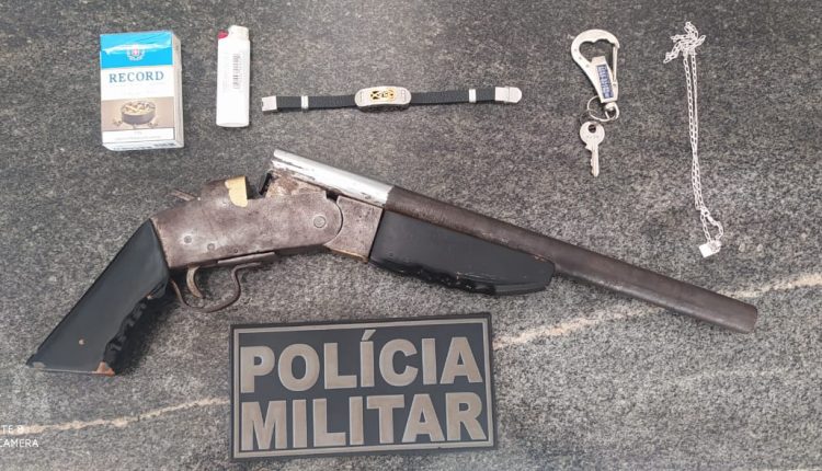 30° BPM PRENDE HOMEM PORTE ILEGAL DE ARMA DE FOGO  EM BOM JESUS DAS SELVAS