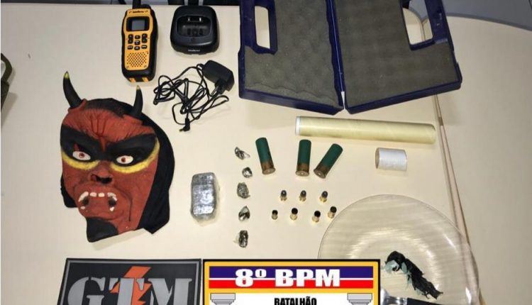 Homem é preso por tráfico de drogas e posse ilegal de munição