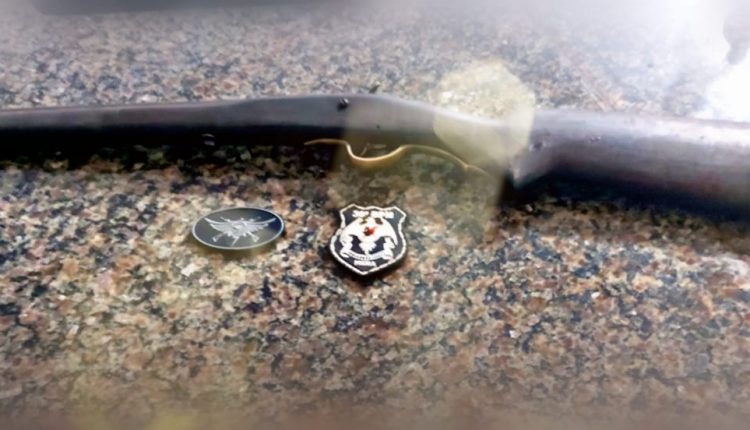 ESQUADRÃO ÁGUIA DO 30° BPM PRENDE HOMEM COM ARMA E MOTO ADULTERADA EM BURITICUPU