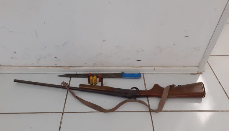 5º BPM PRENDE HOMEM COM ARMA DE FOGO EM BARRA DO CORDA