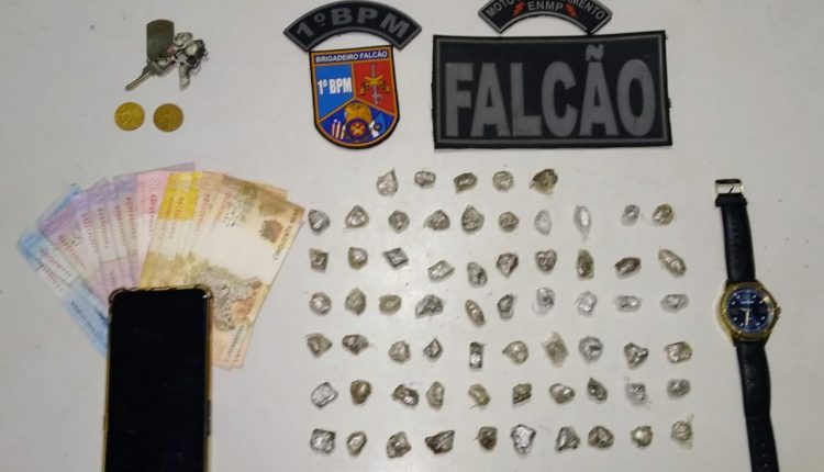 PMMA apreende drogas em ação no Bairro Sá Viana