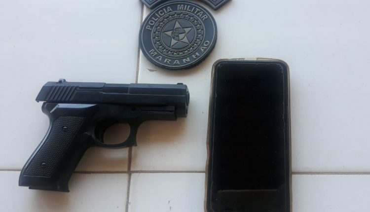 POLICIAIS MILITARES DO 22º BPM PRENDEM O SUSPEITO FOI PRESO E RECUPERAM CELULAR ROUBADO